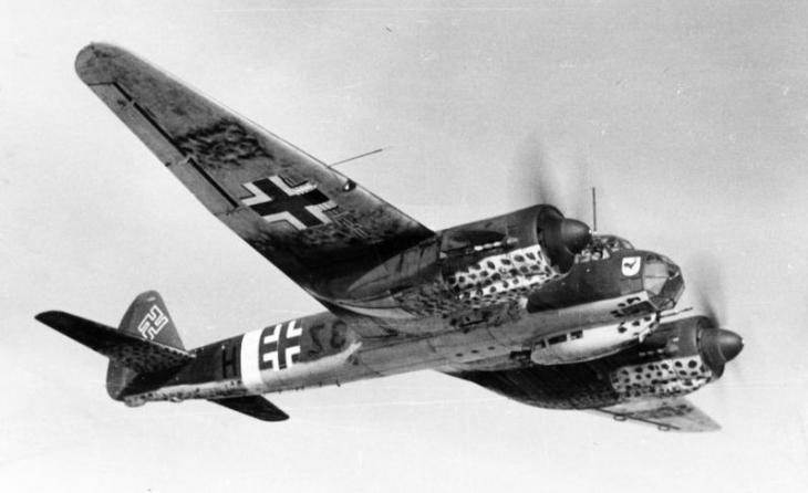 Aufklärungsflug einer deutschen JU 88D