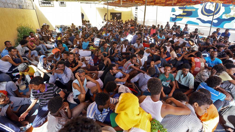 مع زيادة تدفق المهاجرين إلى أوروبا أضحت ليبيا أحد البلدان الرئيسية التي يبحرون منها إلى أوروبا.