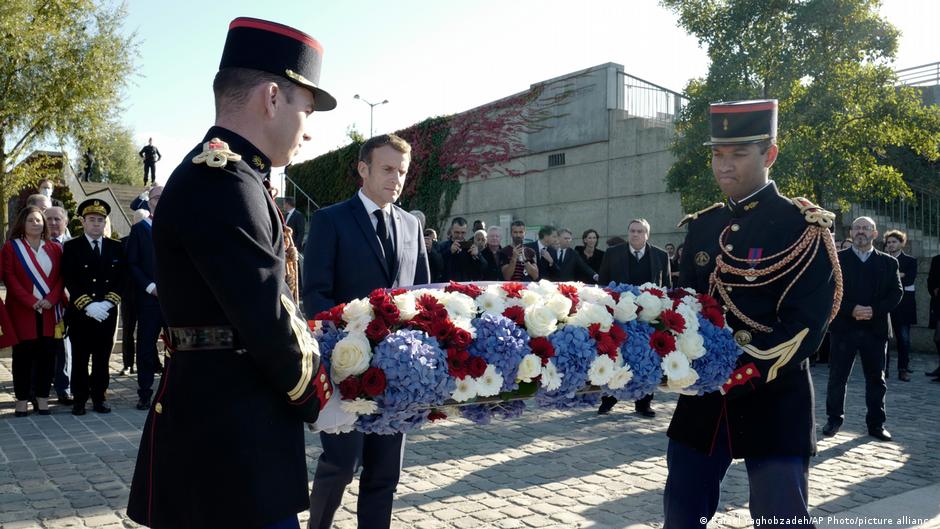 President Macron attended the ceremony of remembrance in Colombes (photo: AP Photo/picture-alliance)