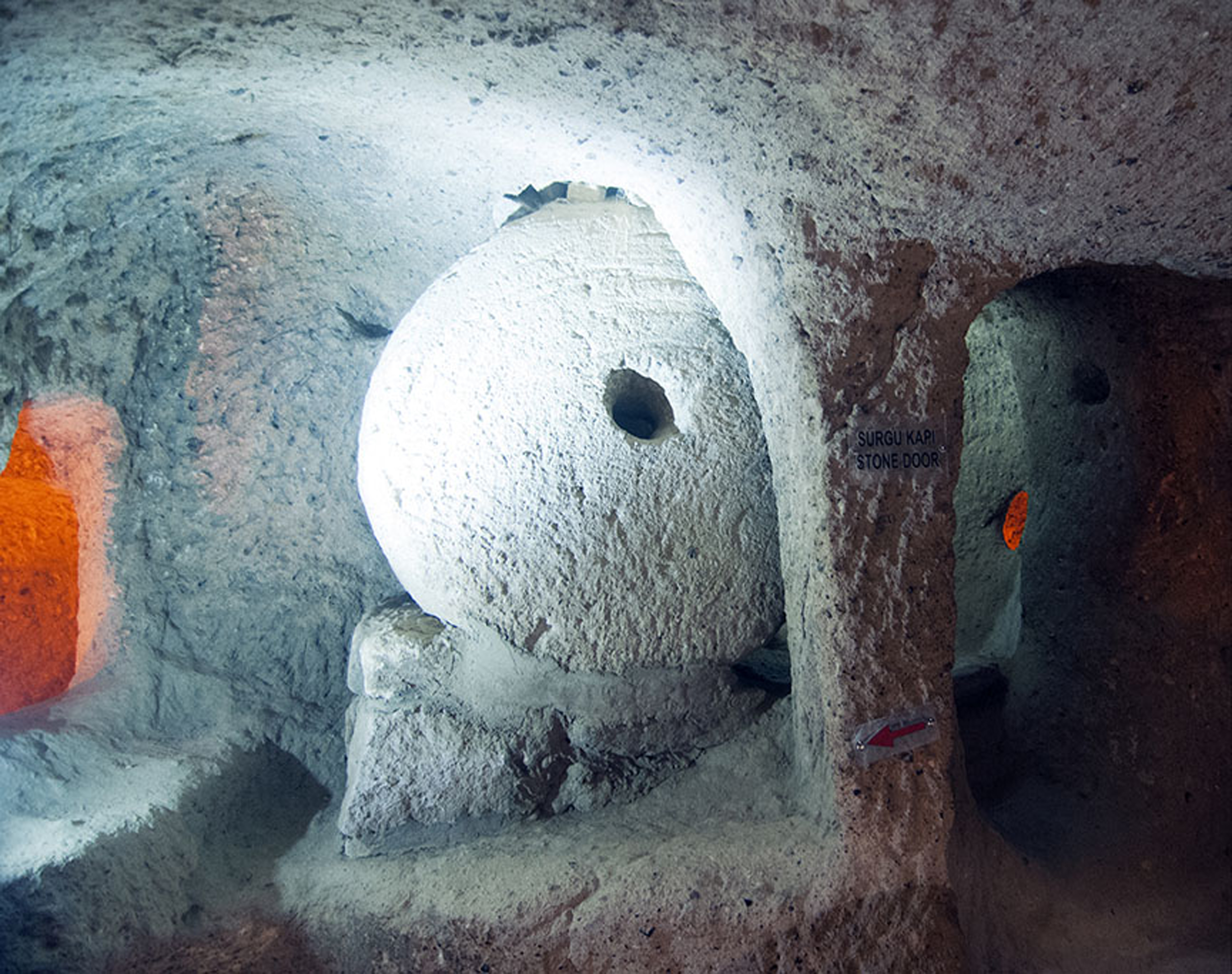 Rollendes Steintor in der unterirdischen Stadt Kaymakli, Kappadokien; Foto: Sugato Mukherjee