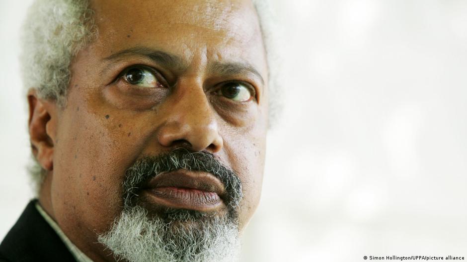  Der Literatur-Nobelpreis 2021 geht an den in Sansibar geborenen Schriftsteller Abdulrazak Gurnah. 