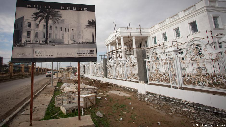 Construction work on a replica White House, a $20 million villa being built in Dream City, a new exclusive residential suburb of Erbil, Iraq (photo: Matt Cardy/Getty Images)