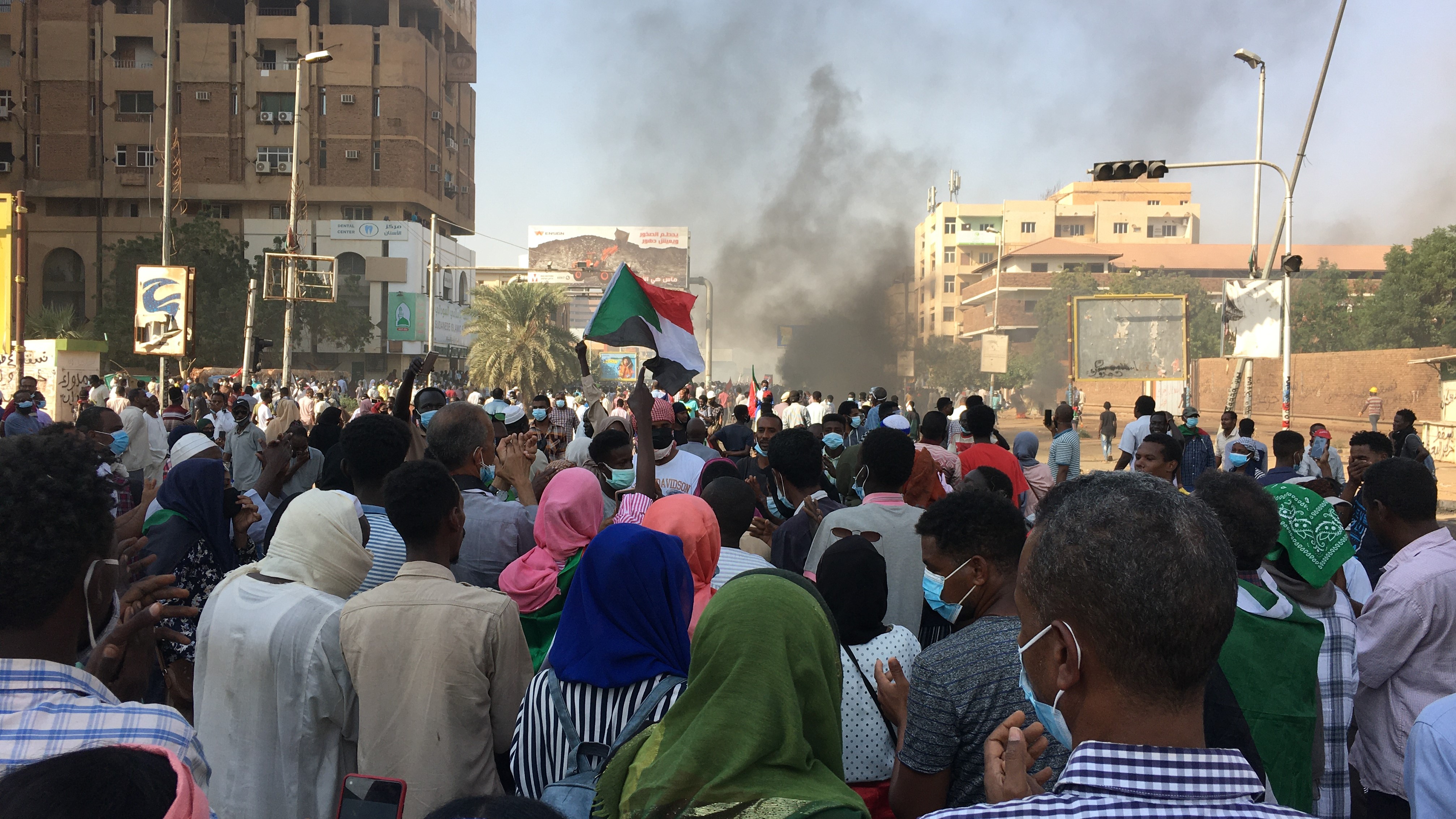 Protesters in Khartoum march on the presidential palace to demand civilian rule, January 2022 (photo: Eduard Cousin)