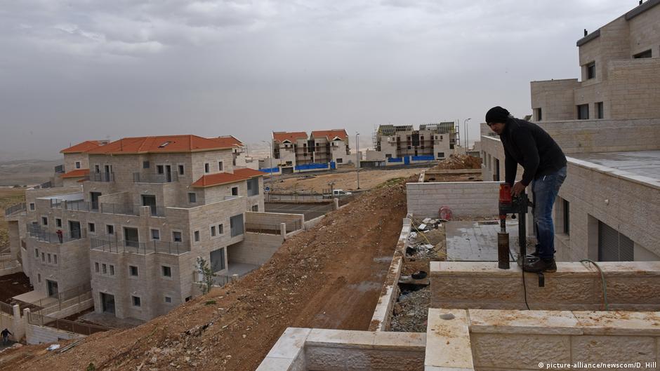 Symbolic image of settlements built by Israel in the West Bank (photo: picture-alliance)