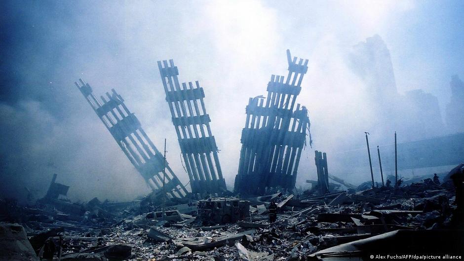 هجمات 11 سبتمبر 2001 في نيويورك. Die Anschläge vom 9. September 2001 in New York; Foto: Alex Fuchs/AFP/dpa/picture-alliance