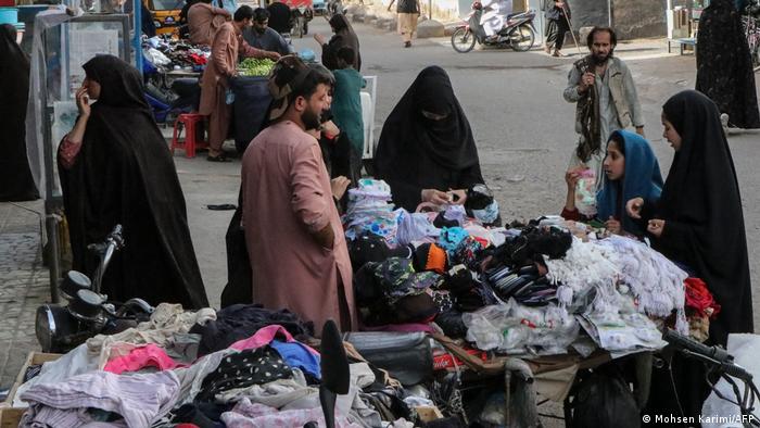 Straßenstand in Herat, Afghanistan.