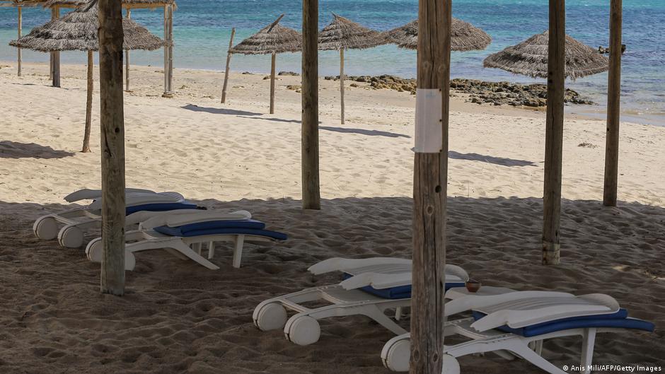 Tunisian beach resort Hamammet, empty due to COVID-19 restrictions in 2021 (photo: AFP/Getty Images)