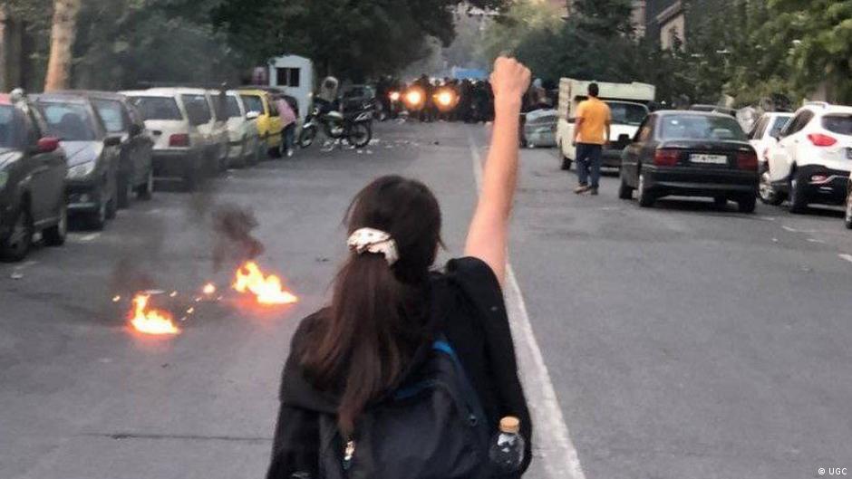 Protests by women in Iran following the death of Mahsa Amini (photo: UGC)