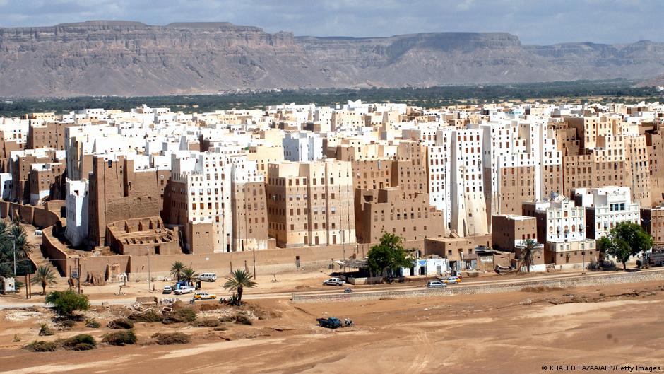 Heavy rains and torrential rain threaten the Yemeni city of Shibam, which is the oldest skyscraper city in the world (photo: Getty Images)