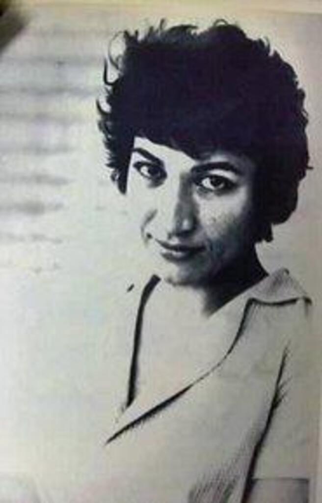 فروغ فرخزاد، أهم شاعرة إيرانية في القرن العشرين. Die iranische Dichterin Forough Farrokhsad; Quelle: www.foroughfarrokhsad.org 