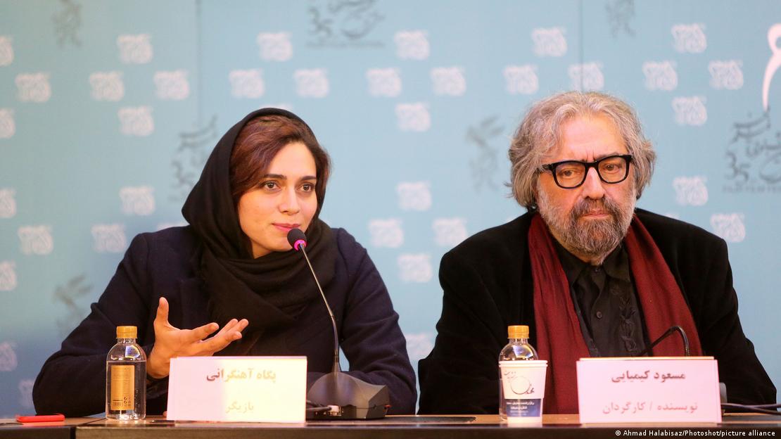 Pegah Ahangarani and director Masoud Kimiaei at a press conference in 2017 (image: picture-alliance)
