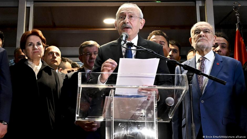 Kemal Kilicdaroglu, Präsidentschaftskandidat der größten Oppositionsallianz, liegt in den Umfragen vorn. (Foto: Ercin Erturk/AA/picture alliance)