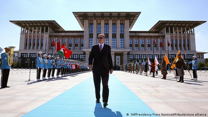 رجب طيب إردوغان - ابن صياد السمك الذي أصبح رئيسا لتركيا. 12 Erdogan Tuerkei Foto Picture Alliance