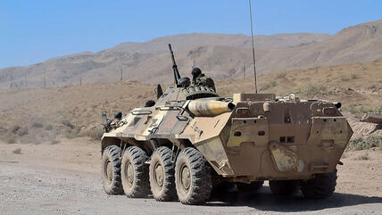 Panzer der tadschikischen Armee auf dem Weg nach Chorog, Foto: DW/Galym Fashutdinov