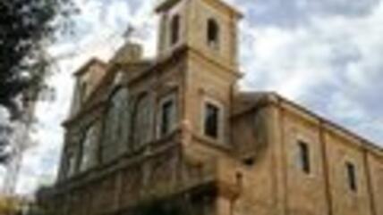 احدى كنائس بيروت، الصورة منى نجار