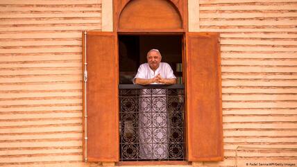 Marokkos jüdisches Erbe: ein jüdischer Bürger in seinem Haus in Marrakesch.