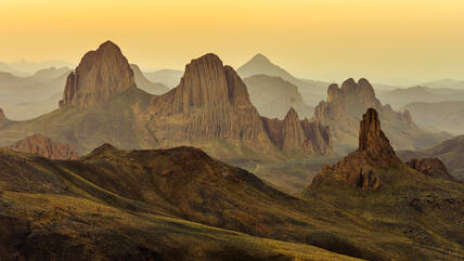  منظر لجبال اسكرام بالمحمية الطبيعية للأهقار - تمنراست - الجزائر.  