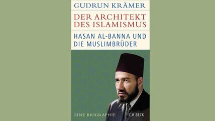 الغلاف الألماني لكتاب الباحثة الألمانية غودرون كريمر "مهندس الإسلاموية - حسن البنا والإخوان المسلمون".