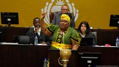 Südafrika: ANC-Fraktionsführerin Pemmy Majodina bei der Parlamentsdebatte über den Gaza-Krieg