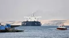 Schiffe im Suezkanal