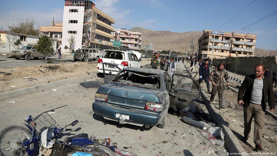 سيارة مفخخة في كابول - أفغانستان. Foto: picture-alliance/AP Photo/R. Gul