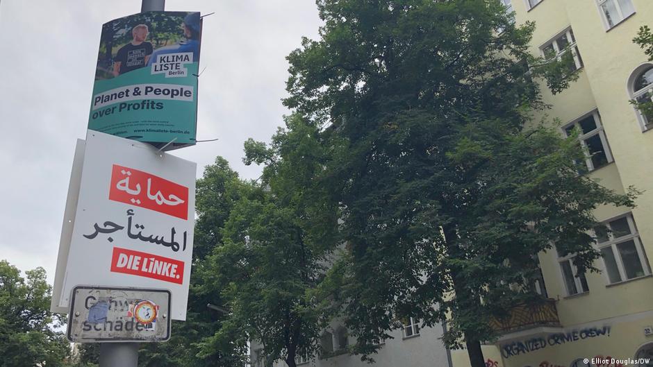 An election poster in Arabic by the Left party on a post in Berlin (photo: Elliot)