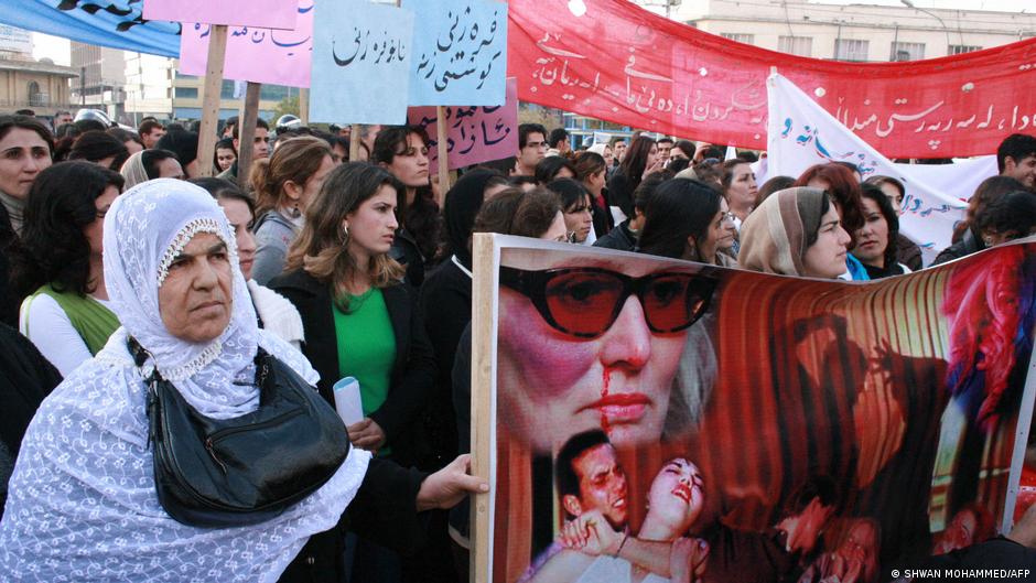  Protest gegen Gewalt an Frauen in Irakisch-Kurdistan, 2008; Foto: Shwan Mohammed/AFP