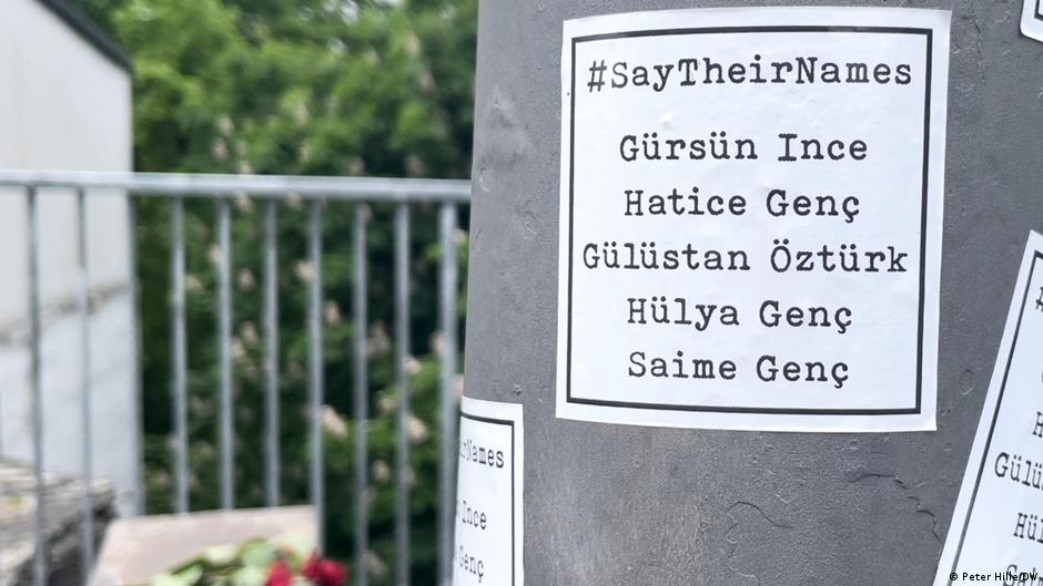 Gursun Ince, Hatice Genc, Gulustan Ozturk, Hulya Genc and Saime Genc were killed in the arson attack (image: Peter Hille/DW